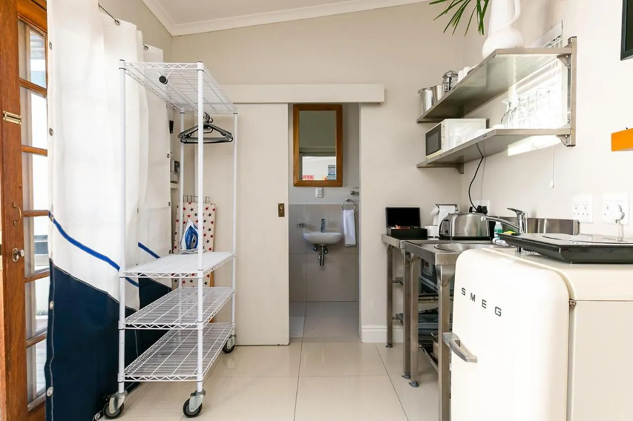 Konukevi Stone Cottages Cape Town